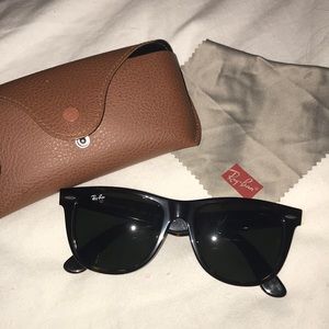 Authentic Ray Ban wayfarer 54 mm sunglasses